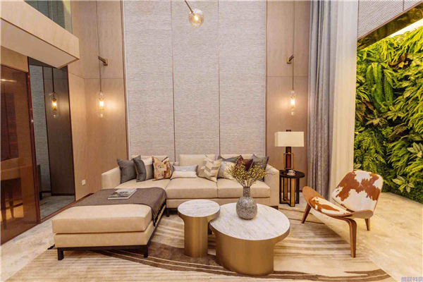 九龙仓逅湾雅苑