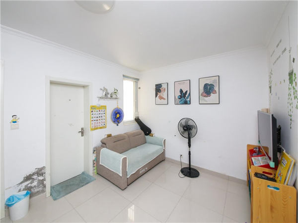 婚装2房，自住保养好