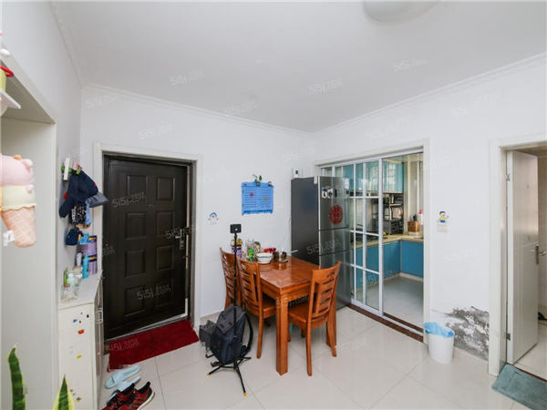 婚装2房，自住保养好