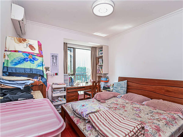 精装2房 诚心出售 装修保养好 拎包即住