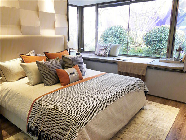 绿地新里海源名邸