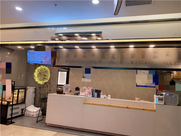 尹山湖爱琴海铺子转让