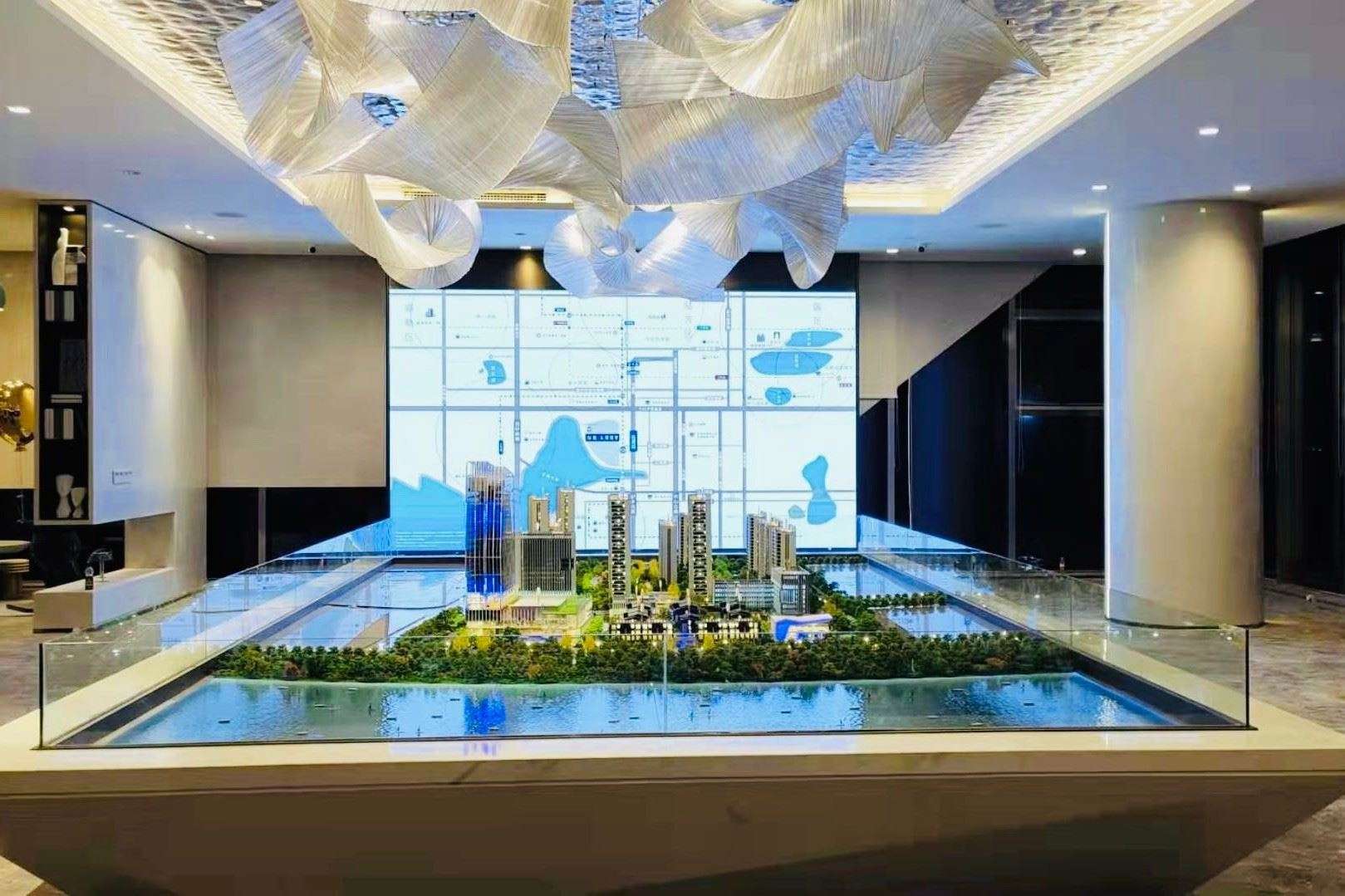 绿地太湖朗峯商业商铺