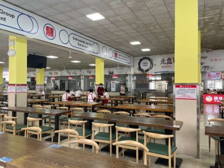 转让大学档口，目前经营香锅人手不够无心经营，无经验可教技术