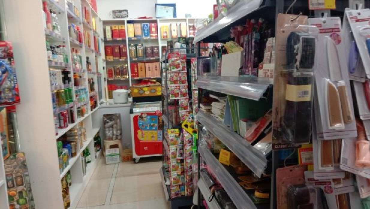 便民超市 4万一年 总价72万 买到收租 小区必经之路考虑来