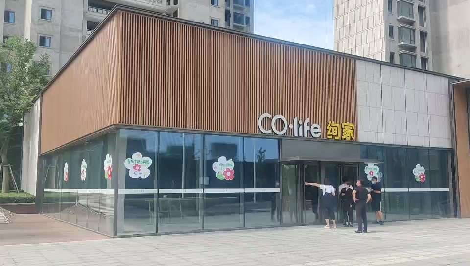 西漳站，可重餐饮，妇幼对面，超大开间，40.39平