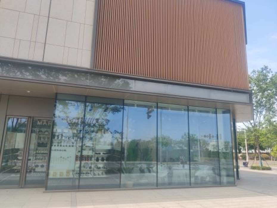 西漳站，可重餐饮，妇幼对面，超大开间，40.39平