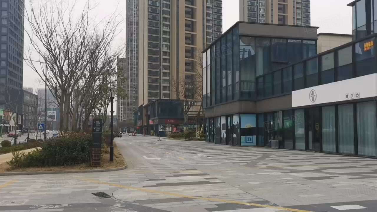 梁溪区广益地铁口，独栋920平  年租120w