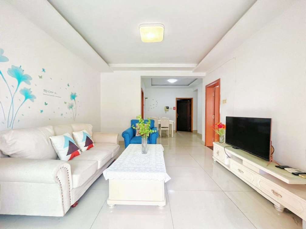 5号线地铁旁 金色尚城豪华装修整租2室2厅 随时看房