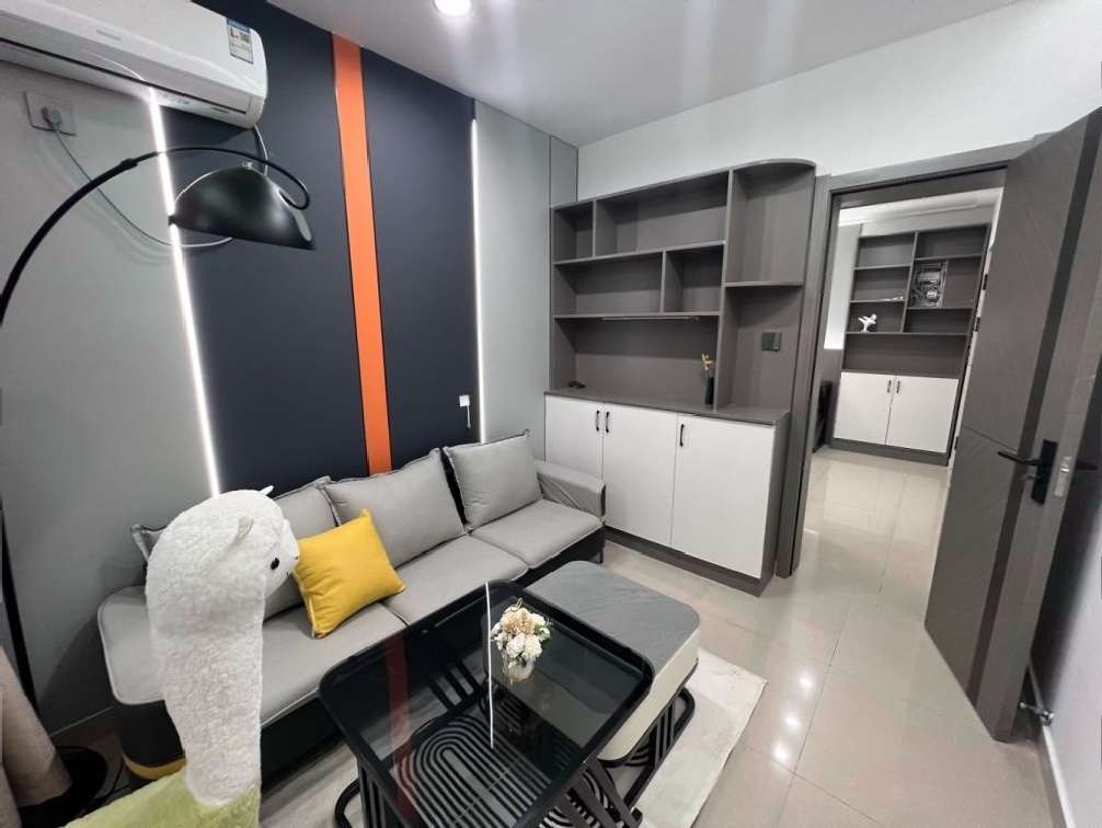 淞泽家园八区近2号线地铁口，可办理优租房