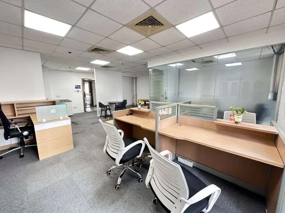 实拍乐嘉大厦85平带隔断通上下水拎包办公可加班停车方便随时看