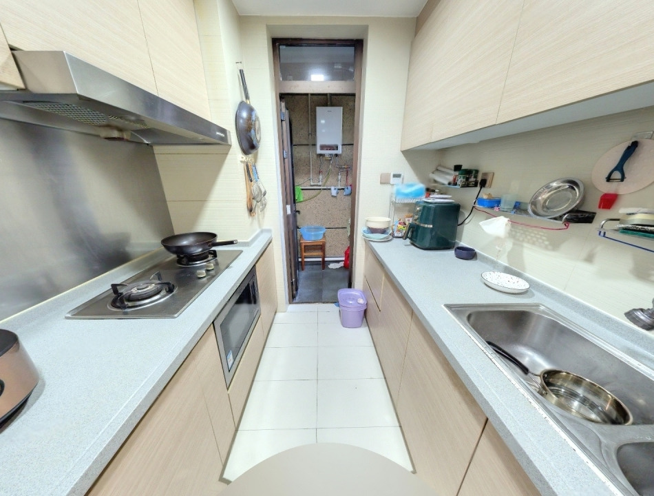 浅棠水岸五房，楼层位置好业主诚意出售