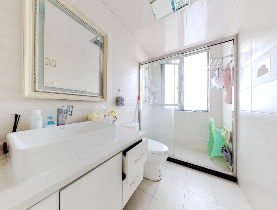 一梯一户独立入户花园.全天采光.自住保养好