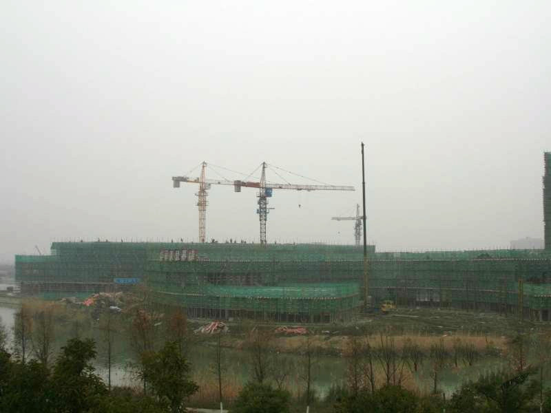 新都会时尚水岸商业街