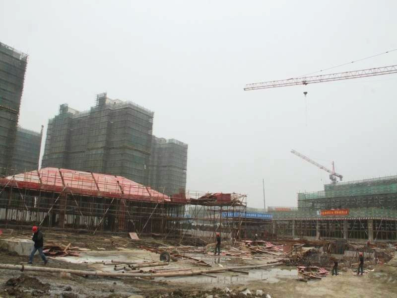 新都会时尚水岸商业街