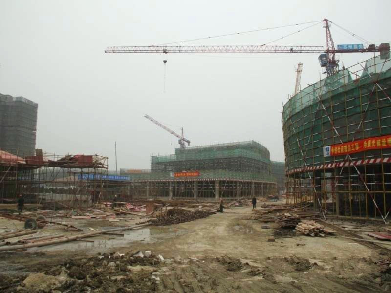 新都会时尚水岸商业街