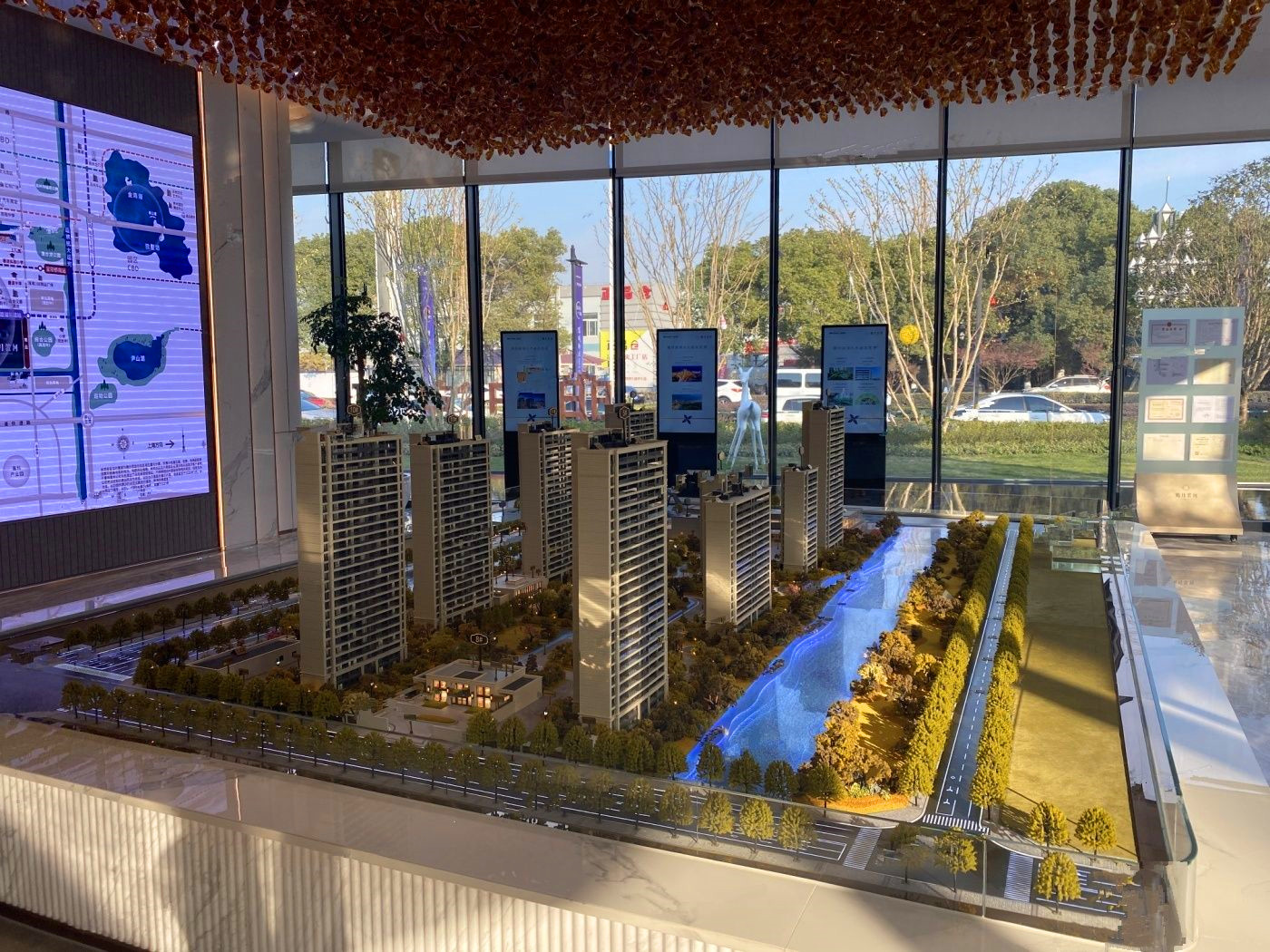 绿城明月滨河&朗月滨河