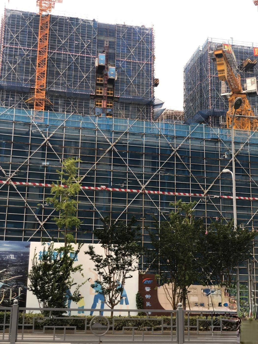 尼盛绿城春江明月