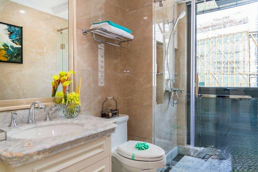 尼盛绿城春江明月