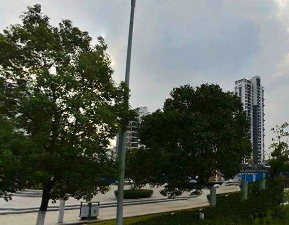 绿地云景生活广场