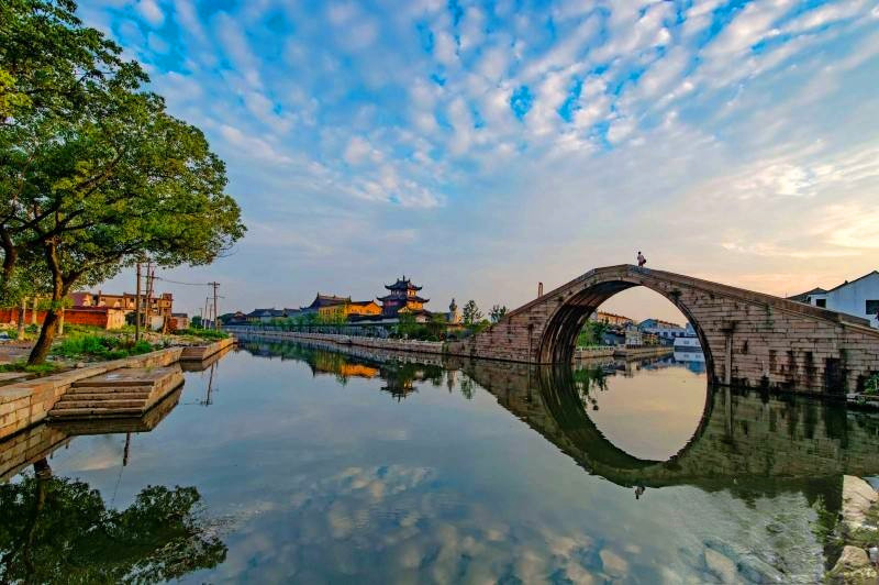 当代ΜΟΜΛ大湖上品