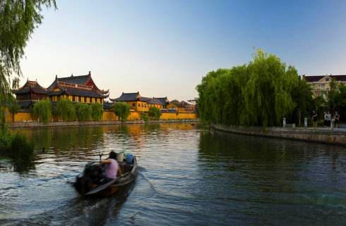 当代ΜΟΜΛ大湖上品