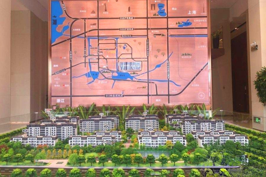 当代ΜΟΜΛ大湖上品