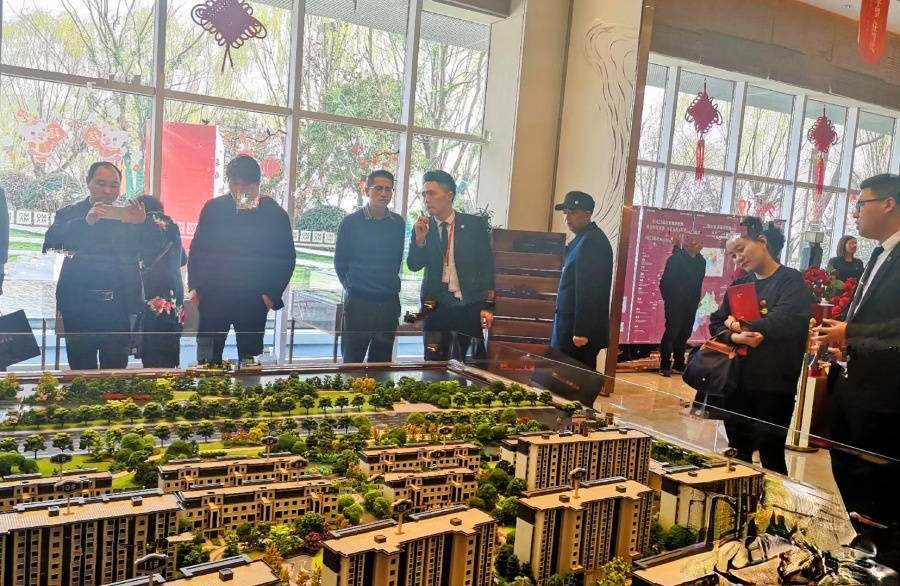 当代ΜΟΜΛ大湖上品