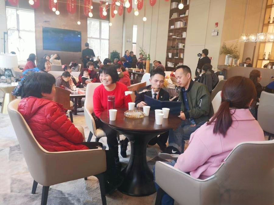 当代ΜΟΜΛ大湖上品