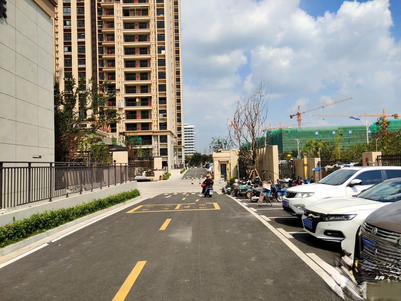 佳兆业湖心溪岸