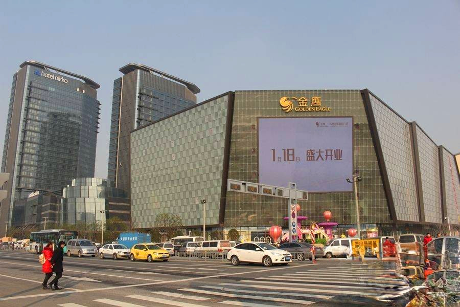 新区港龙城市商业广场