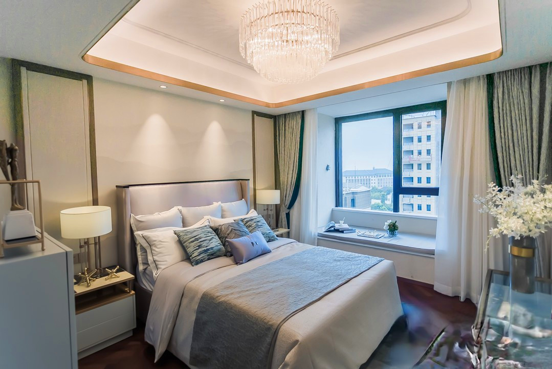 金辉悠步临湖花园