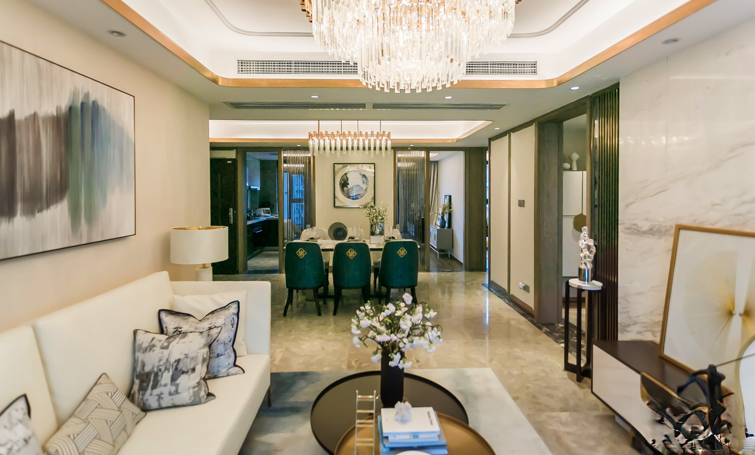 金辉悠步临湖花园