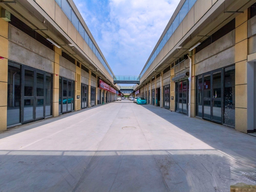 上亿国际汽车城