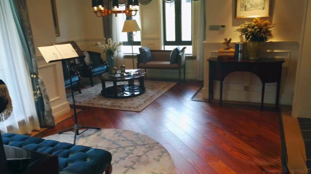 太阳岛花苑别墅