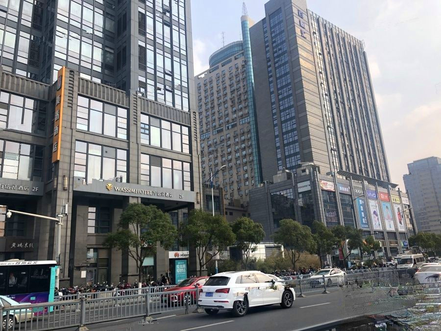 苏州百脑汇科技中心