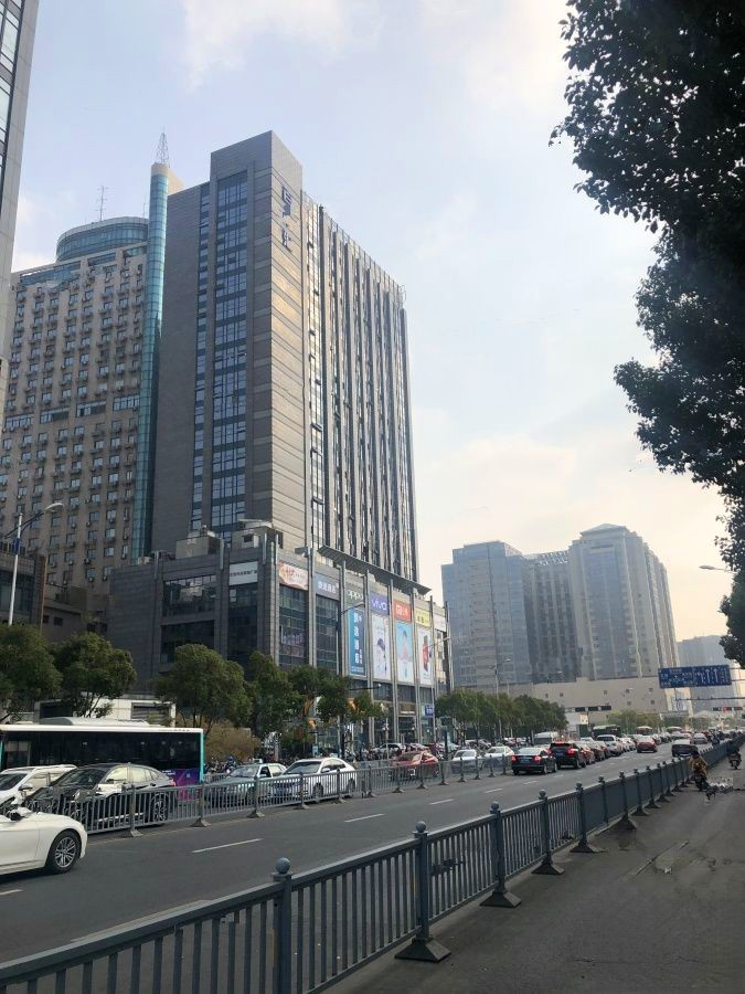 苏州百脑汇科技中心