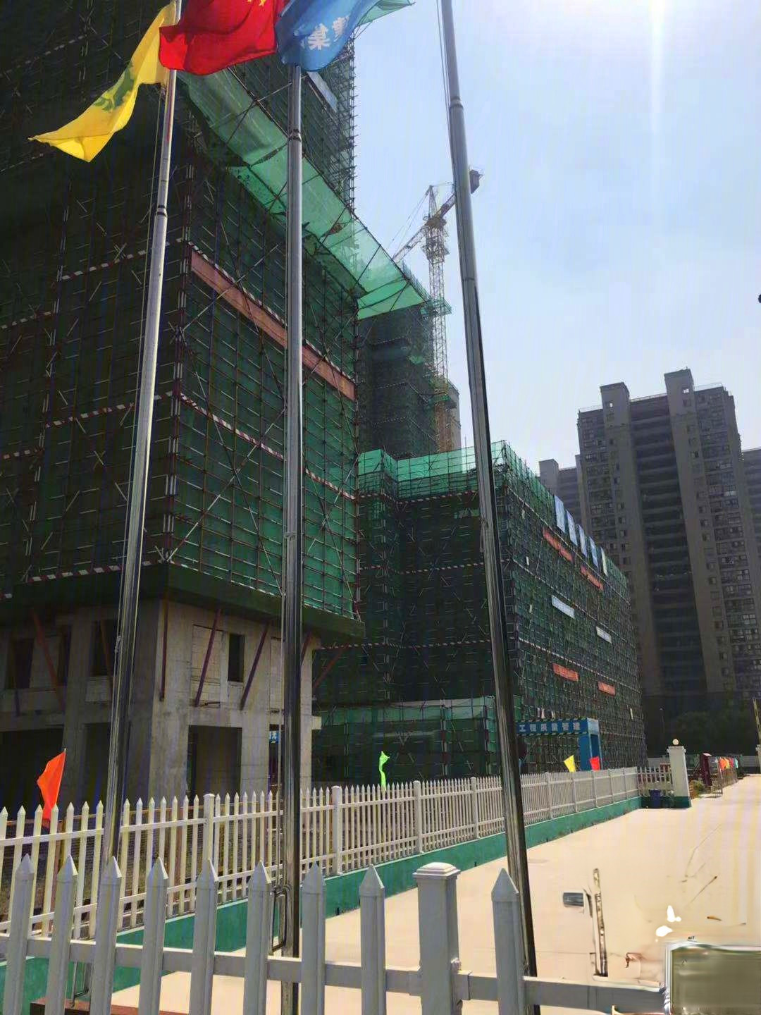 有伴生活广场商铺